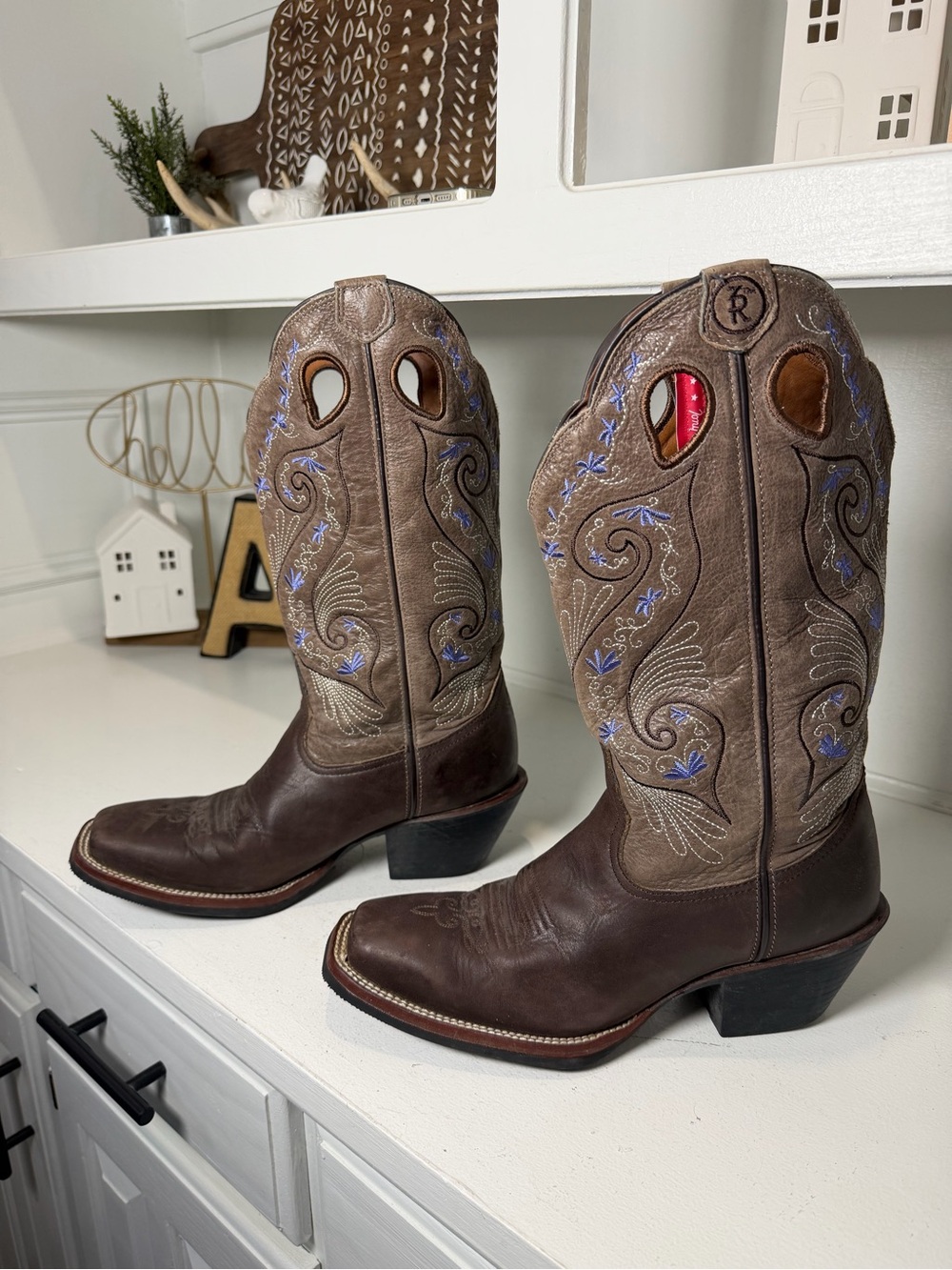 Tony Lama Cowboy Boots Women 10B Brown Leather Western Cowgirl Riding Embroider
